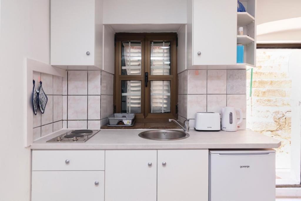 Central Apartment Rose In Hearth Of Сплит Екстериор снимка